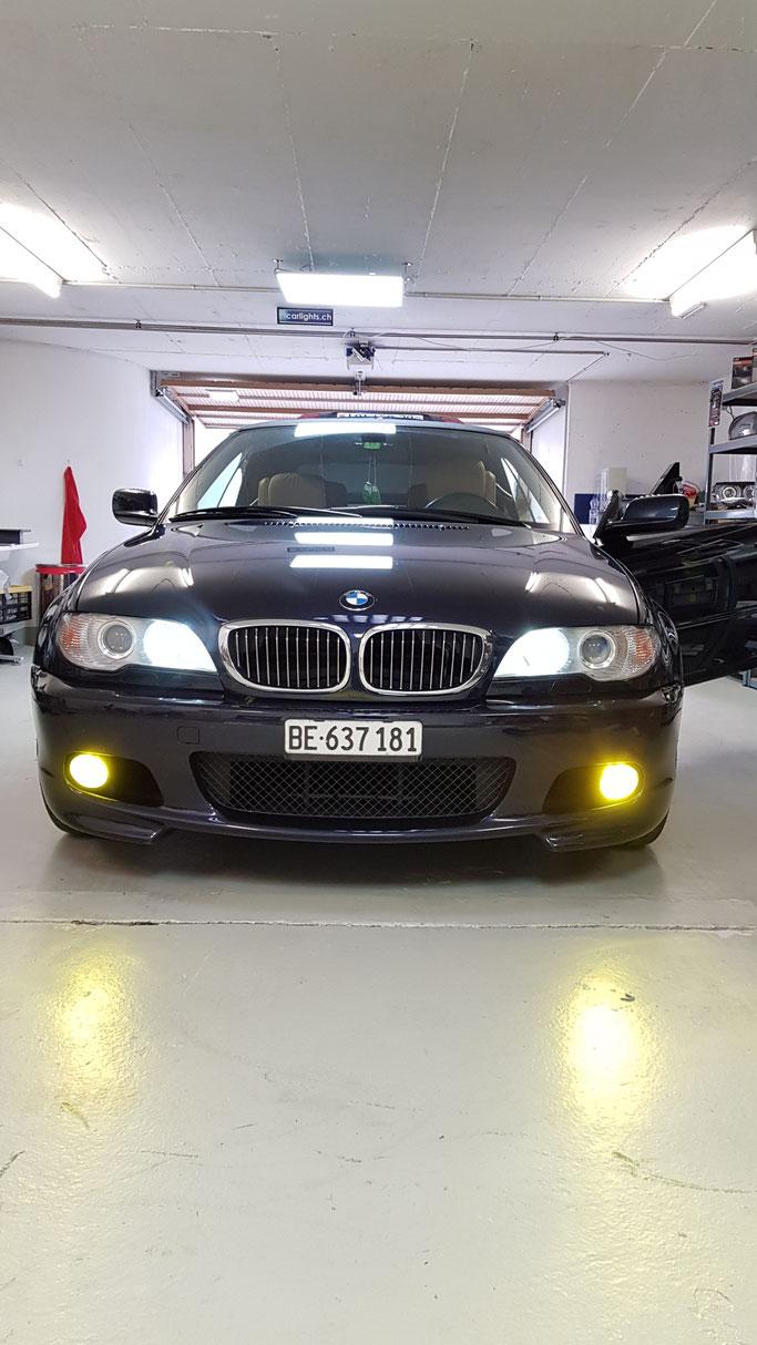 BMW E46 MIT GELBEN NEBELLICHTLED RALLYLOOK