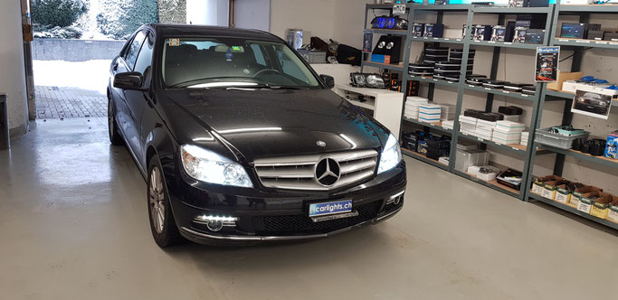 MERCEDES C-Klasse LED Umbau Abblendlicht H7 LED Philips X-tremeUltinon Standlicht LED Swiss Made