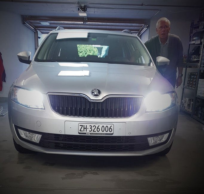 SKODA OCTAVIA LED UMBAU H7 PHILIPS XTREME ULTINON CARLIGHTS.CH