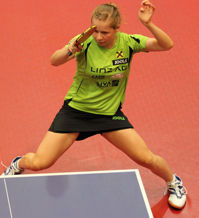 Lena Promberger Tischtennisspielerin  B-Team LINZ AG Froschberg