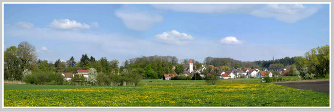 Obenhausen: Blick von Westen nach Osten.      Zum vergrössern bitte ins Bild klicken.