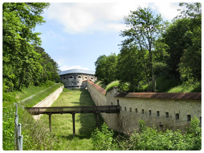 Bundesfestung Ulm, Werk XI Anschlusslinie zur Wilhelmsburg