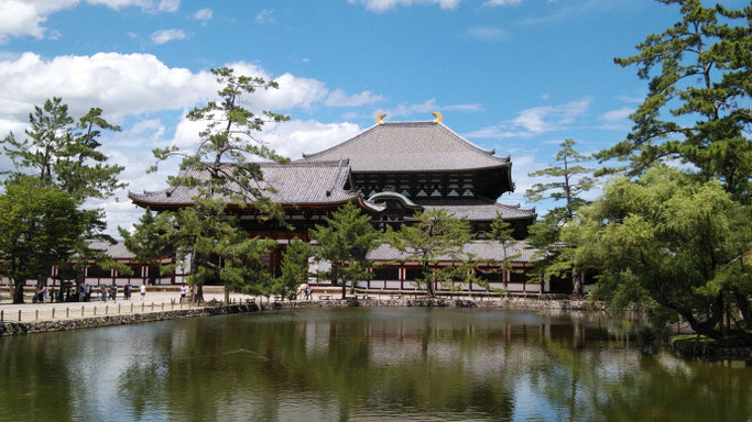 再建が繰り返されてきた東大寺