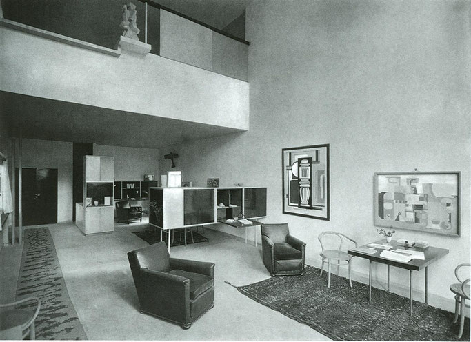 Interior from the Esprit Nouveau Pavilion also built for the “Exposition des Arts Décoratifs et Industriels Modernes” showing how the modern man’s house should be, Paris. Le Corbuiser and Pierre Jeanneret (1925)