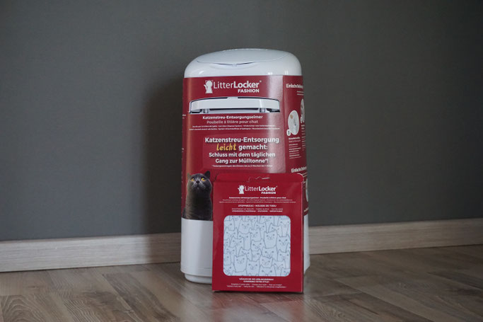 (Der LitterLocker Fashion und der separate Stoffbezug in der Originalverpackung)