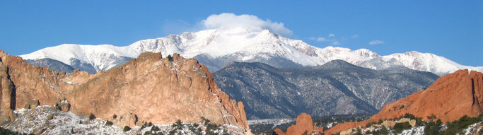 PIKES PEAK IN COLORADO (INSPIRATION FOR THE SONG: "AMERICA THE BEAUTIFUL"