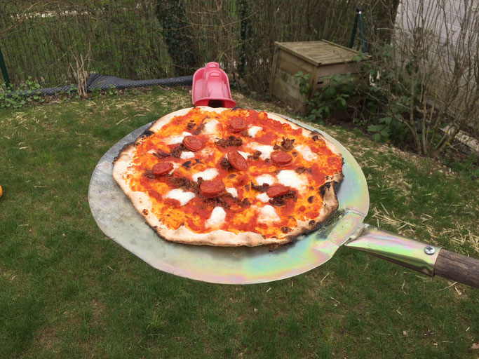 Pate A Pizzas Au Feu De Bois Avec Thermomix Les Petites Recettes
