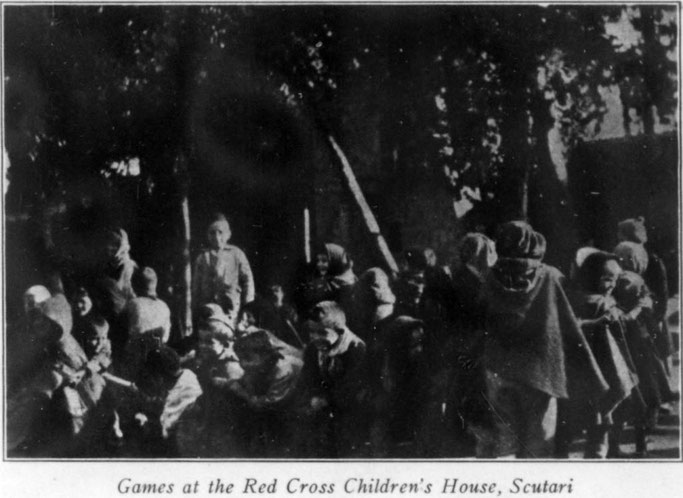 Burimi : The Horn Book Magazine, 2 maj 1928, faqe n°22 – 29