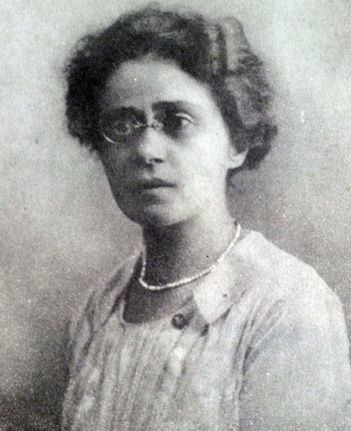 Parashqevi Qiriazi (1880 – 1970)