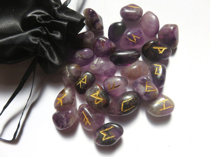 Méthode de tirage par pioche de 10 runes