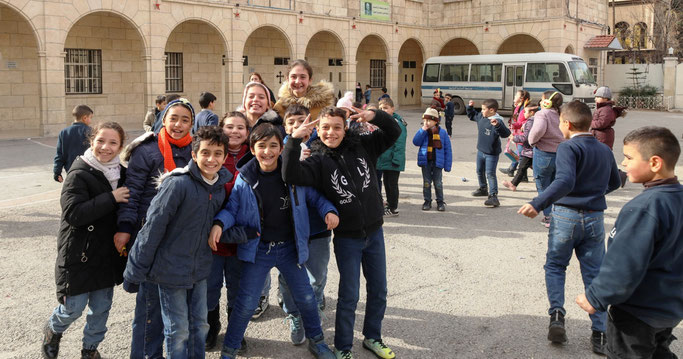 Schüler einer christlichen Schule in Aleppo nach der Wiedereröffnung im Dezember 2024. © Jacob/Kirche in Not 