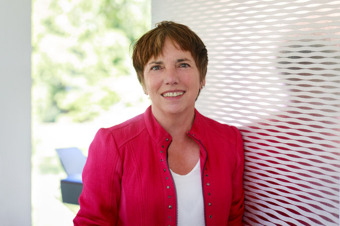 Als Teil des Veranstaltungsprogramms „500 Jahre Reformation in Stralsund“ hält Dr. Margot Käßmann am Samstag, 13. September, in der Kirche St. Nikolai einen Vortrag über die Aktualität der Reformation. Foto: © Julia Baumgart Photography