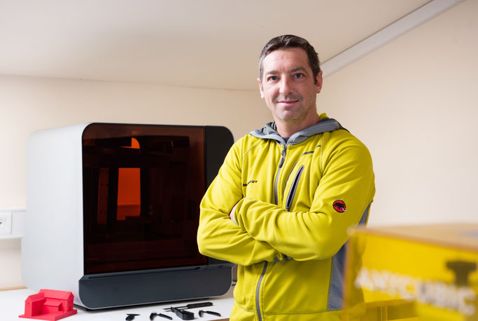„fischertechnik ist das ideale Werkzeug, um Schülerinnen und Schüler für technische Berufe zu begeistern“, sagt Thorsten Wohlgemuth, Projektleiter des Lern- und For-schungszentrums Odenwald. © Lern- und Forschungszentrum Odenwald 