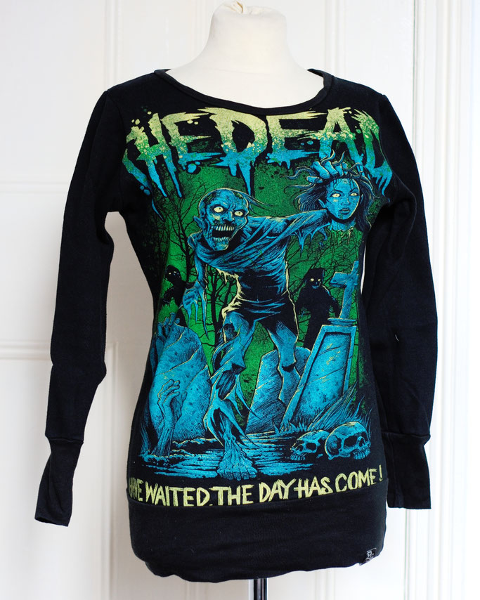 Flohmarkt: Pullis und Jacken - Darkside Zombie Sweatshirt - Zebraspider DIY Anti-Fashion Blog
