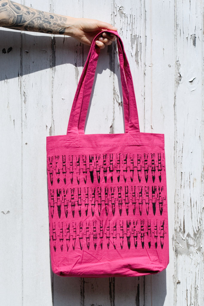 Endlich im Shop - vergessene Einzelstücke und Patronendrucke - Patronen Beutel Tasche Pink - Zebraspider DIY Anti-Fashion Blog