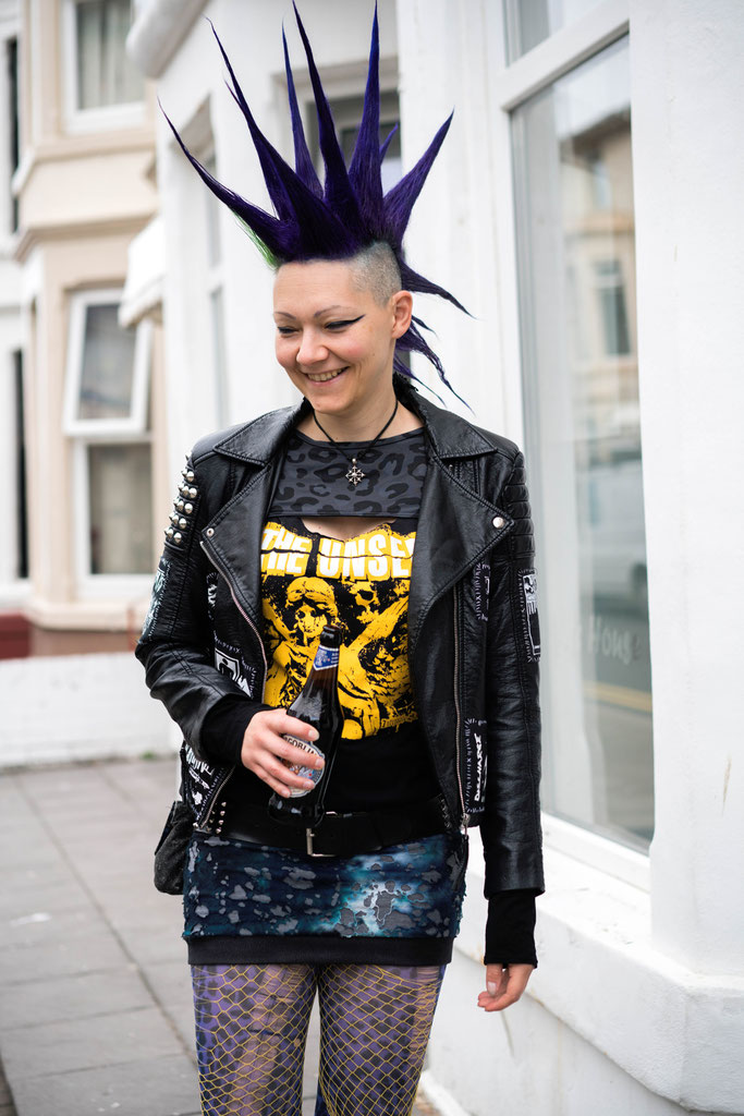 Rebellion Festival 2018 und Nietenjacke - DIY Outfit - Zebraspider DIY Anti-Fashion Blog