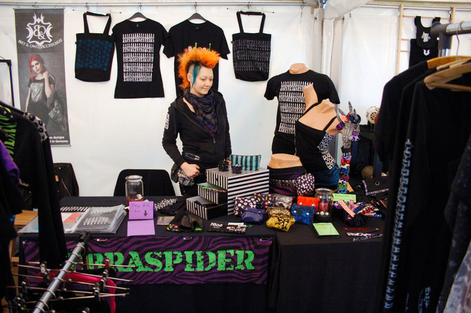 Schattenmarkt des Owls 'n' Bats 2017 - mein Stand - Zebraspider DIY Anti-Fashion Blog