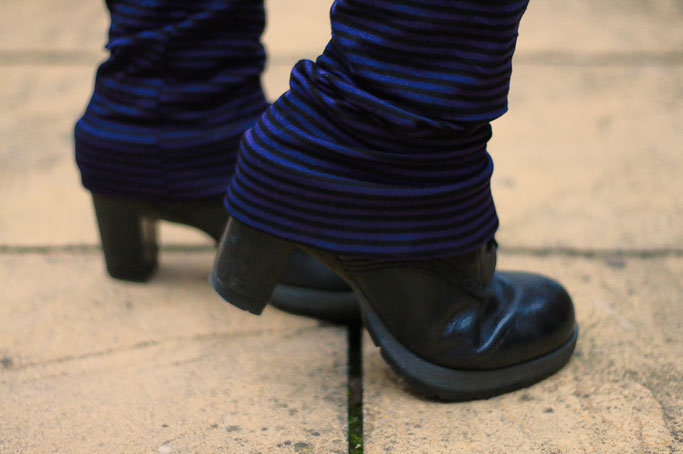 4 Paar Beinstulpen - 4 verschiedene Outfits - Purple Stripes - Zebraspider DIY Blog