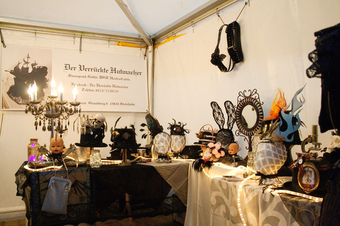 Schattenmarkt des Owls 'n' Bats 2017 - Der Verrückte Hutmacher - Zebraspider DIY Anti-Fashion Blog