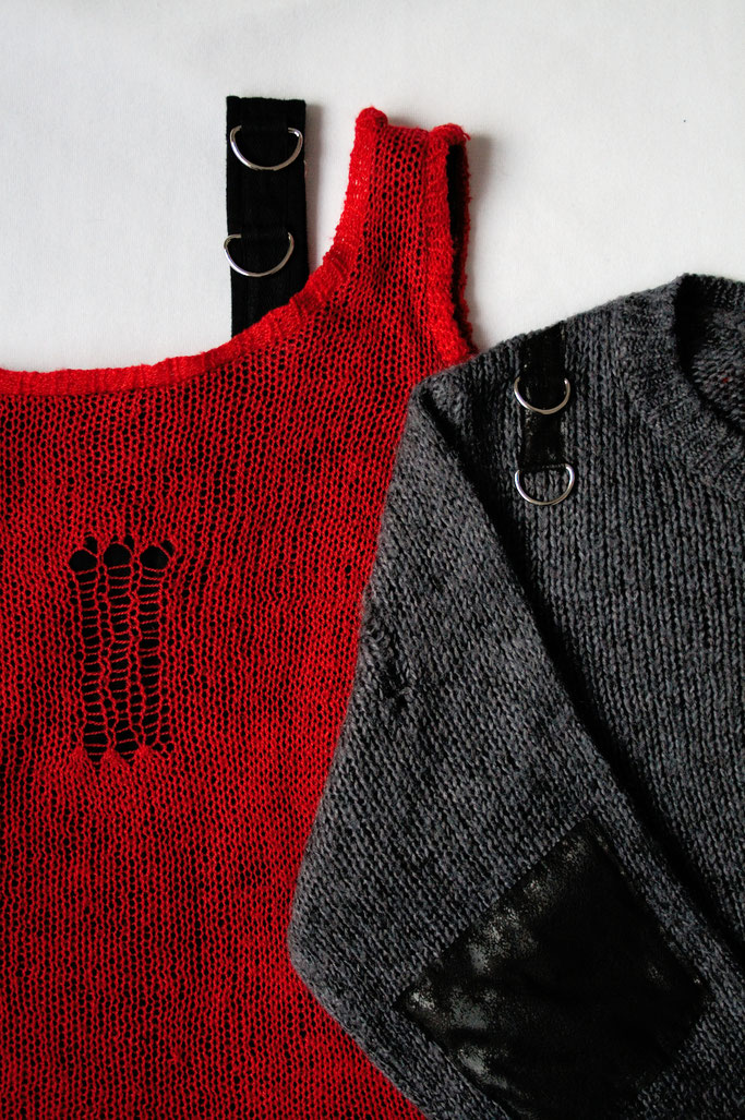 Strickpulli ruinieren mit Laufmaschen und Stil - rot und grau - Zebraspider DIY Anti-Fashion Blog