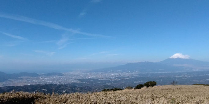 玄岳山頂より