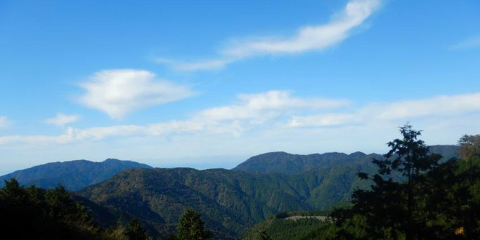 左から、長九郎山、猿山、小僧山、三蓋山