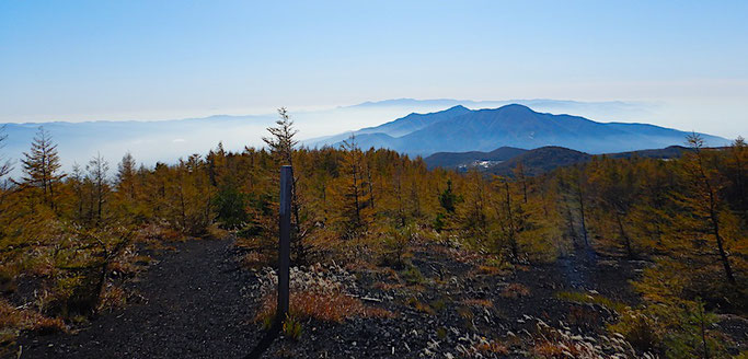 愛鷹山系、天城山