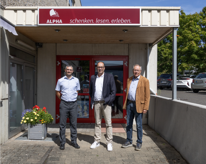 (von links): Thomas Sczigiol (Finanzen und Personal), Tim Schneider (Insolvenzverwalter), Dr. Klaus Meiß (Geschäftsführer Francke-Buch GmbH), © Annika Mengel, Brunnen Verlag