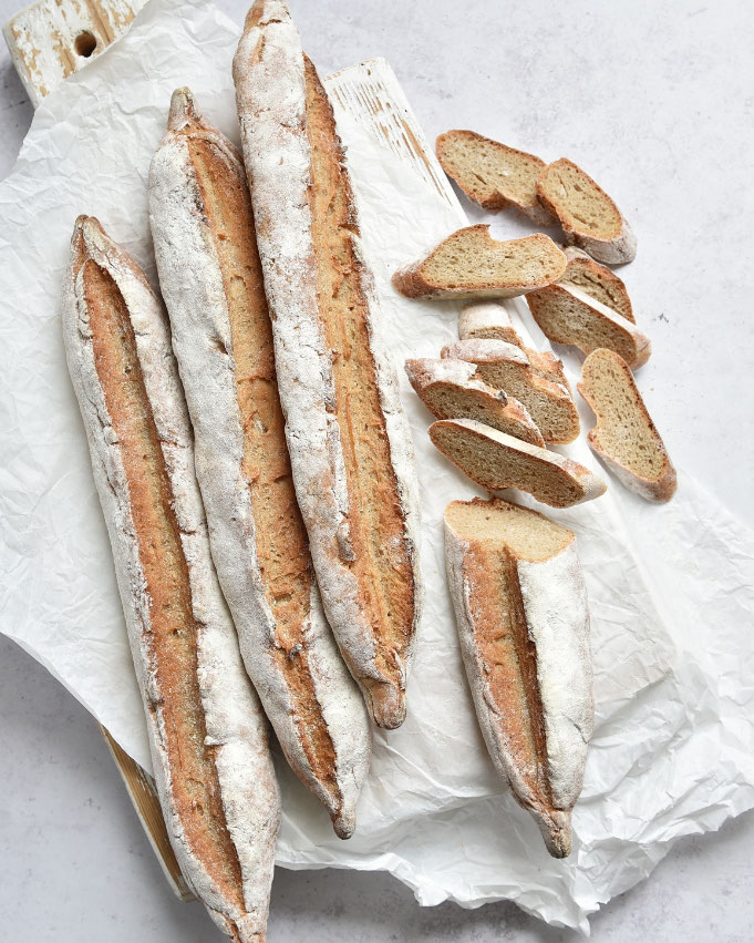 Rustikale Brötchen mit einem Anteil aus Roggenmehl, Thermomix, für Anfänger geeignet