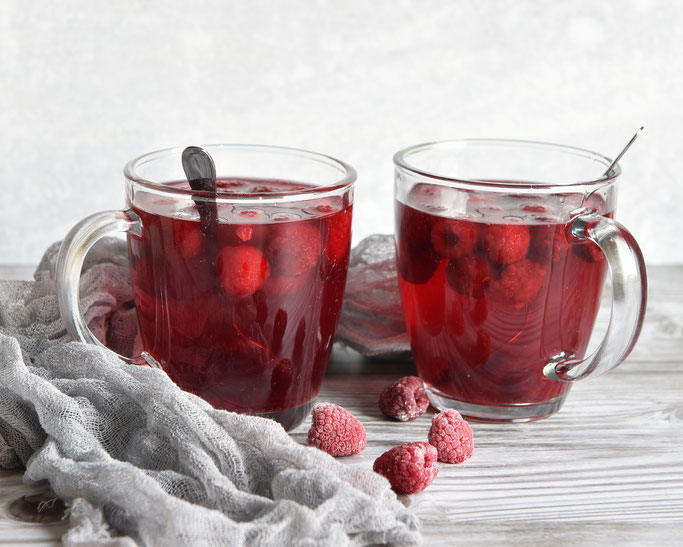 Glüh Lillet mit Himbeeren