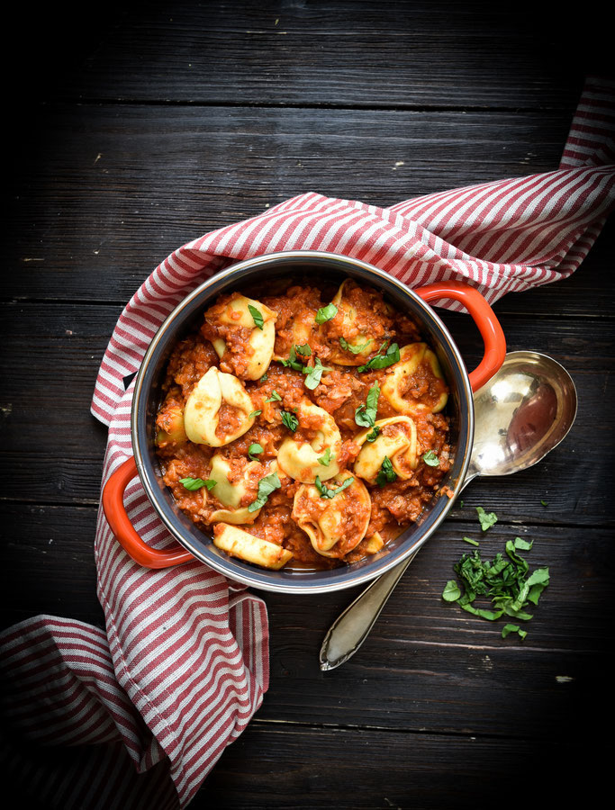 Bolognese Tortellini Topf aus dem Thermomix, vegetarisch, vegan möglich
