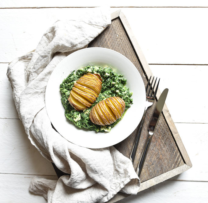 Hasselback Kartoffeln auf Feta-Rahmspinat, Thermomix, vegetarisch, Familienküche, lecker