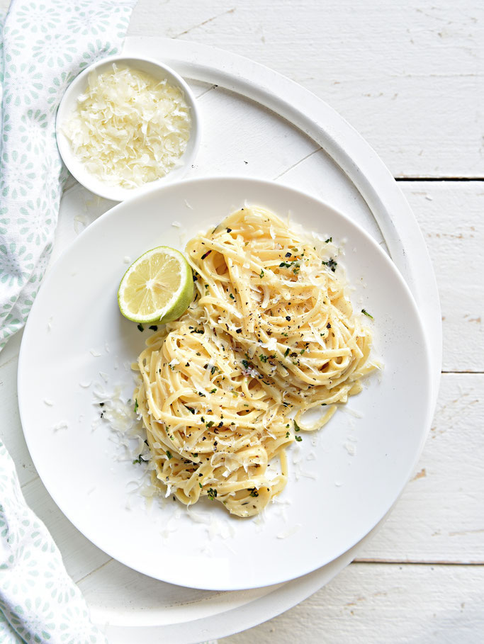Spaghetti Aglio e Olio mit Zitrone, vegetarisch, vegan möglich, Thermomix