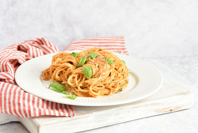Schnellste Tomatensoße zu Pasta, Thermomix