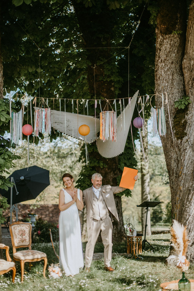 mariage laïque en Bourgogne au château de Messey célébré par Celebrantissimo
