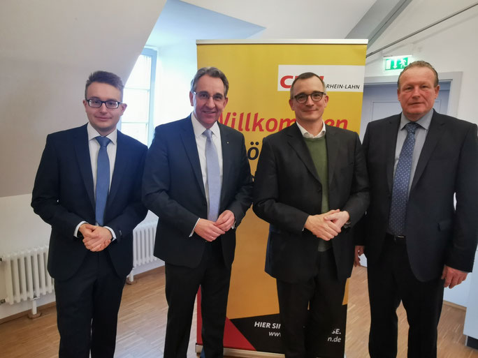 v.l.n.r.: Maximilian Müller, Matthias Lammert (MdL), Ehrengast Prof. Dr. Andreas Rödder und Axel Fickeis