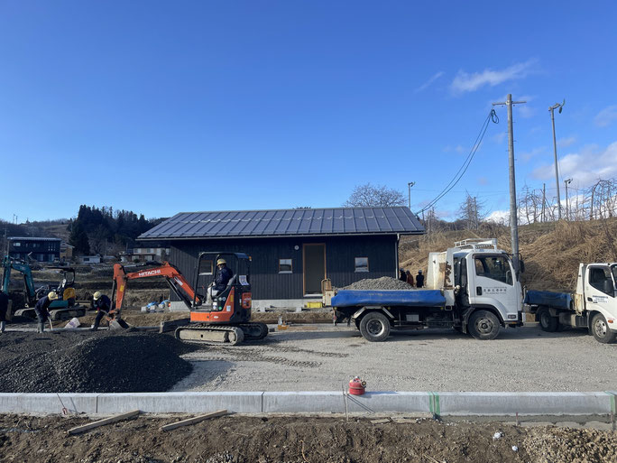 長野県　松本市　建築設計事務所　建築家　news設計室　丸山和男　店舗設計　設計監理　農家レストラン　アップルパイ工房　カフェ　よこや農園　造成工事