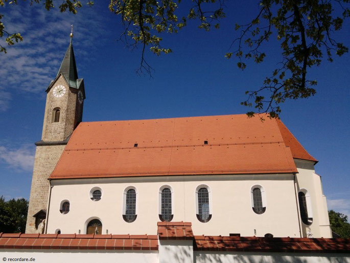 Außenansicht Simon und Judas Thaddäus, Moos