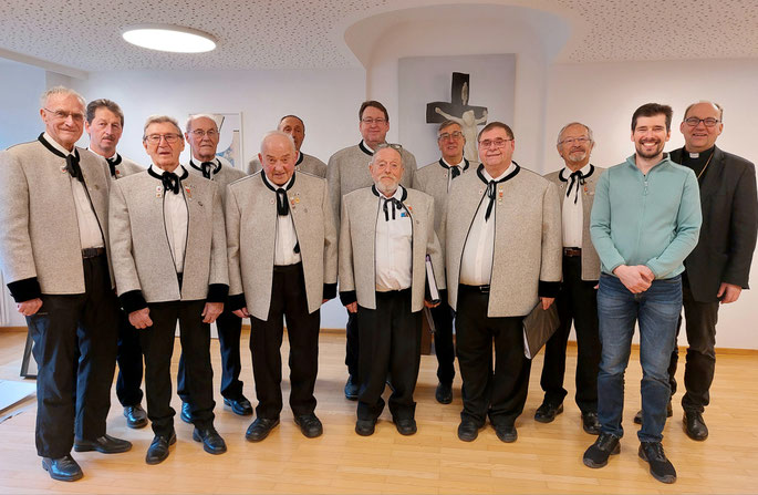 08. Jänner 2025: Geburtstags-Ständchen für Diözesanbischof Hermann Glettler, Bischofshaus/Innsbruck