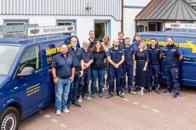 Team Jörn Meier GmbH, Frühjahr 2020: v.l.n.r Christian Stricker, André Bohland, Sönke Rehder, Mike Butenop, Joana Bohland, Sven Thiele, Dominic Hinz, Domenic Gertz, Fabian Gill, Tim Weller, Ann-Kathrin Brinckmann, André Gill, Bennet Roschinski