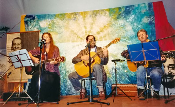 June 2001 - Avatar's Abode Anniversary, Queensland ;  Photo taken by George Fricker