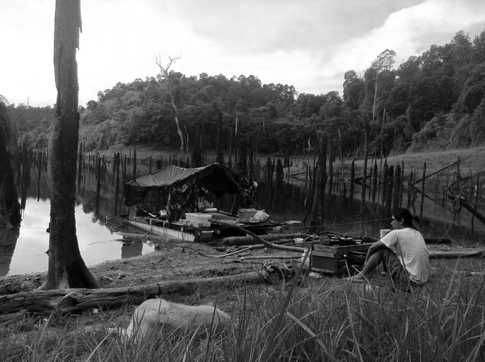 2012 raft journey by Soong Ro Ger, Andy Lim Kah Meng and Roro, Royal Belum State Park, Perak, Malaysia, 2012 . Video link: https://www.youtube.com/watch?v=P-uX55QqDUQ