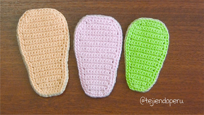 Plantillas para zapatitos de bebé tejidas a crochet
