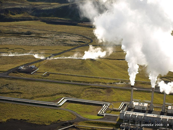 Thermische krachtcentrale in Nesjavellir boven Reykjavik