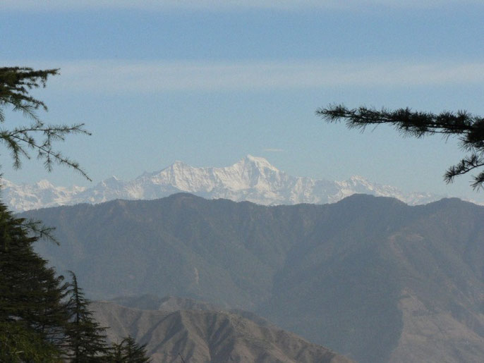 Vu sur le Nanda Devi qui culmine à 7817 m depuis Mussoorie. L'ascension ca sera pas pour aujourd'hui...