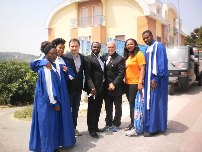 Lidia, Esther, Giacomo Ciccone (President AEI( Pastor Stanley Abalu), Pastor Antonio De Noia, Deaconess Stella Abalu and William at Peschici