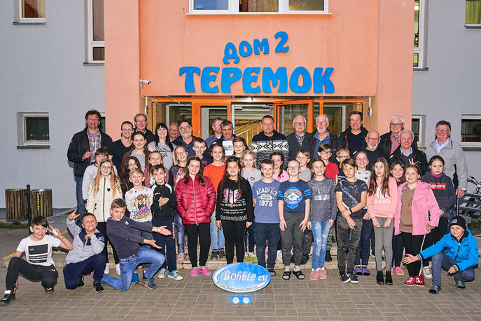 Die diesjährige Truppe mit weißrussischen Kollegen