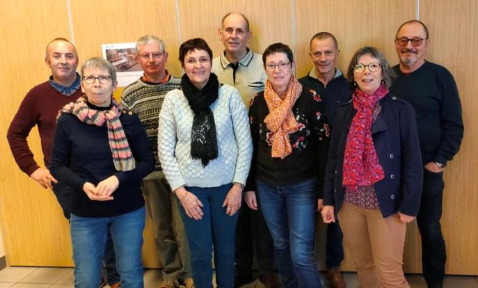 de gauche à droite : Jean Yves Bossard : Chantal Rigaudeau : Dominique Menand : Lydie Perraud : Jean Claude Auvinet : Béatrice Auvinet : Christian Auvinet : Martine Cailleaud : Yves Dixneuf