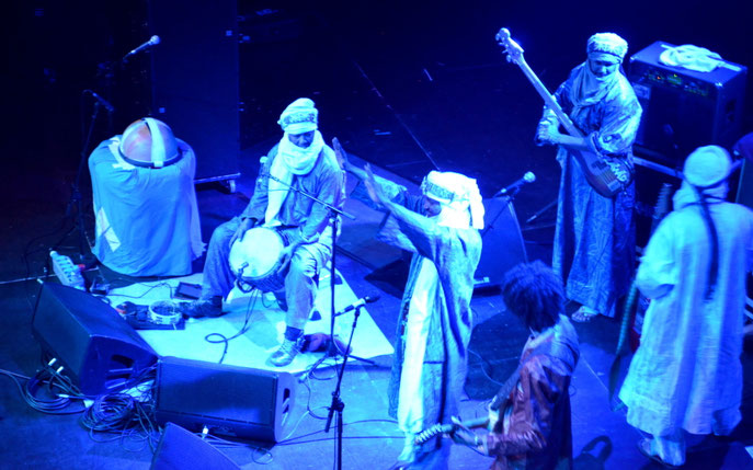Tinariwen & Anana Ag Haroun - 2014