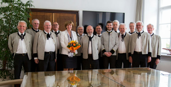 08. Juni 2017: Geburtstags-Ständchen für Frau Bürgermeisterin Christine Oppitz-Plörer, Rathaus Innsbruck